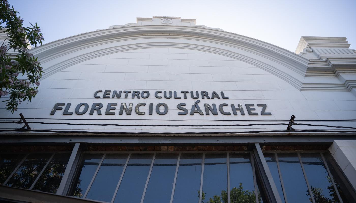 fachada del teatro florencio sanchez