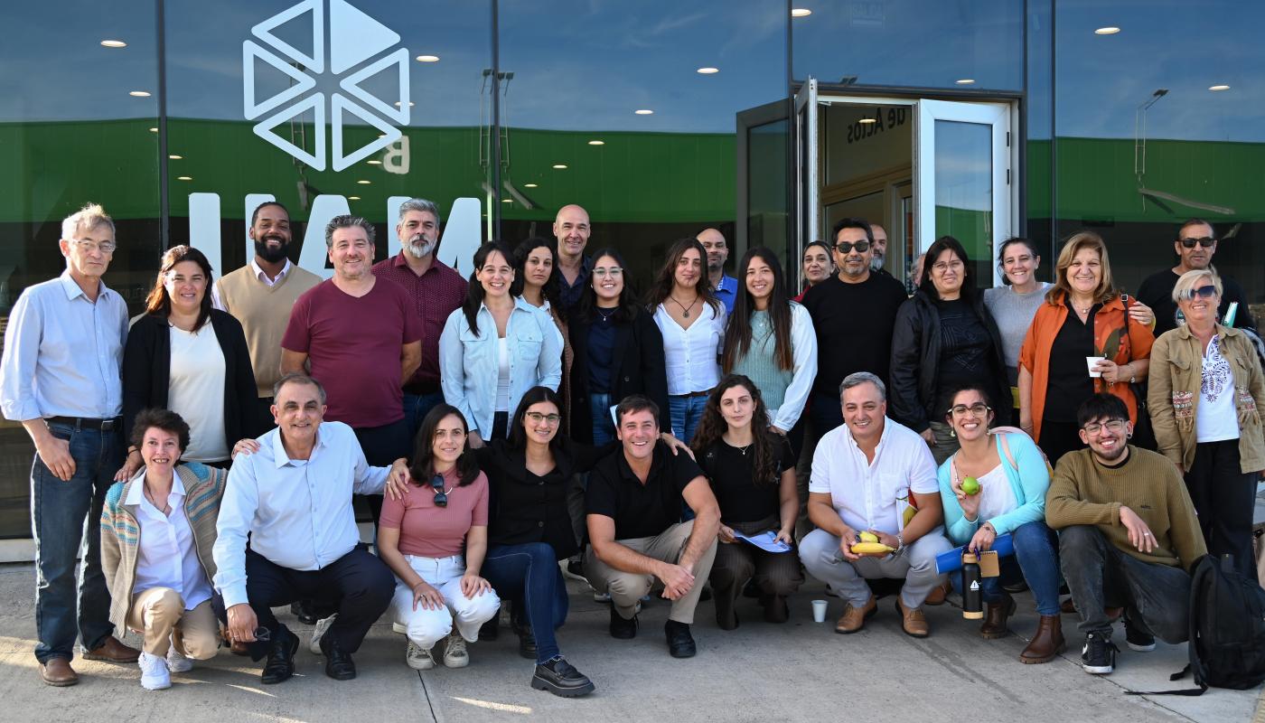 personas asistentes en la mesa intermunicipal de turismo 