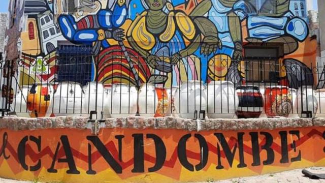 mural de candombe con tambores de fondo de la comparsa cuareim 1080