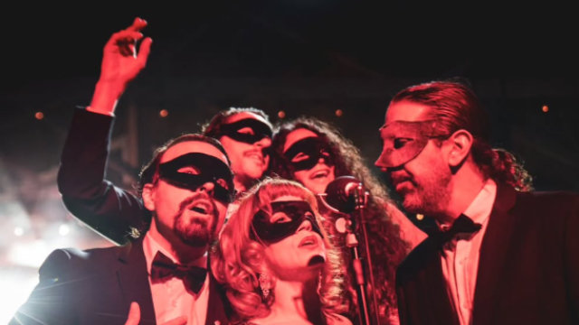 Foto de los cantantes principales de la Orquesta