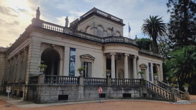 fachada del museo blanes