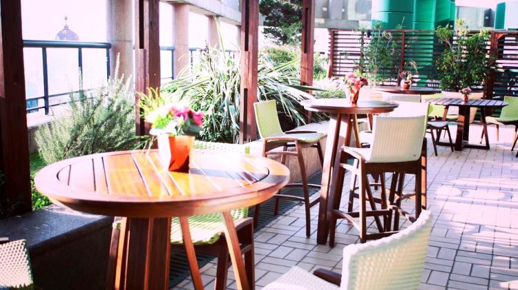 Radisson Victoria Plaza 